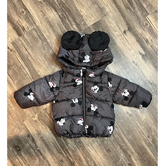 H&M Other - H&M Disney Mickey Mouse Puffer Jacket Size 6 month Disneyland Removable Hood